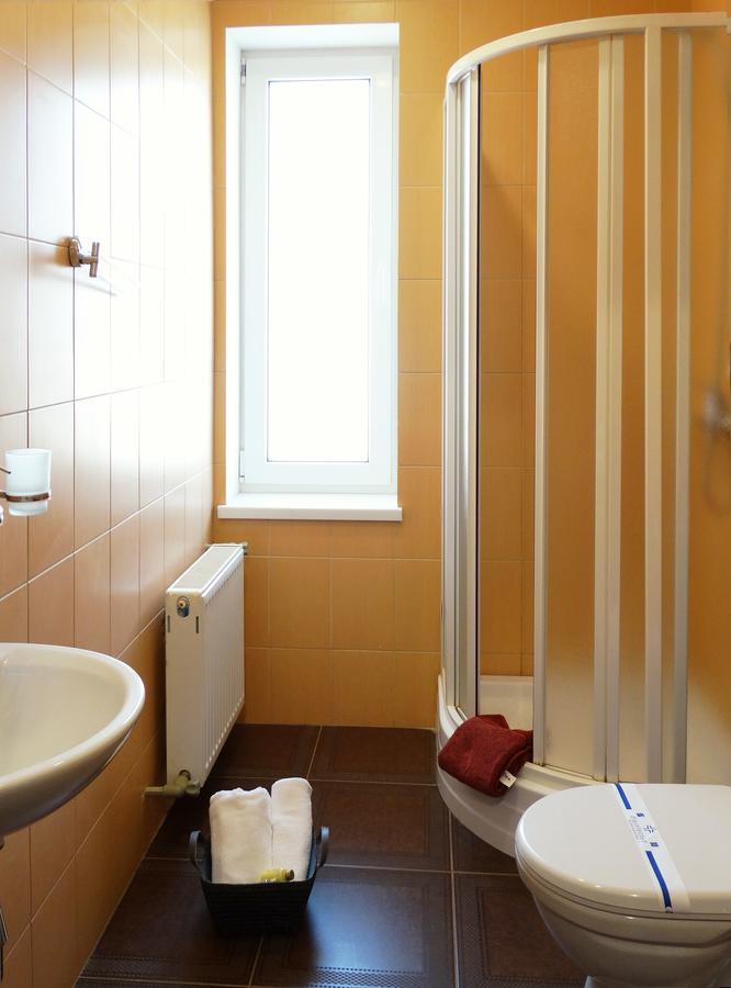 Henry Ford Mini Hotel Odessa Luaran gambar