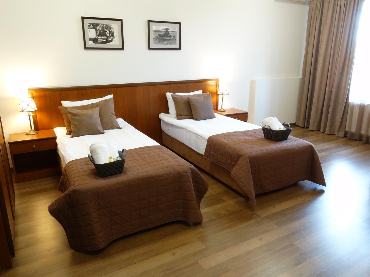 Henry Ford Mini Hotel Odessa Luaran gambar