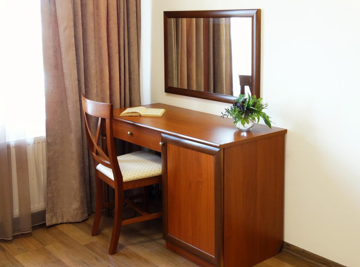 Henry Ford Mini Hotel Odessa Luaran gambar